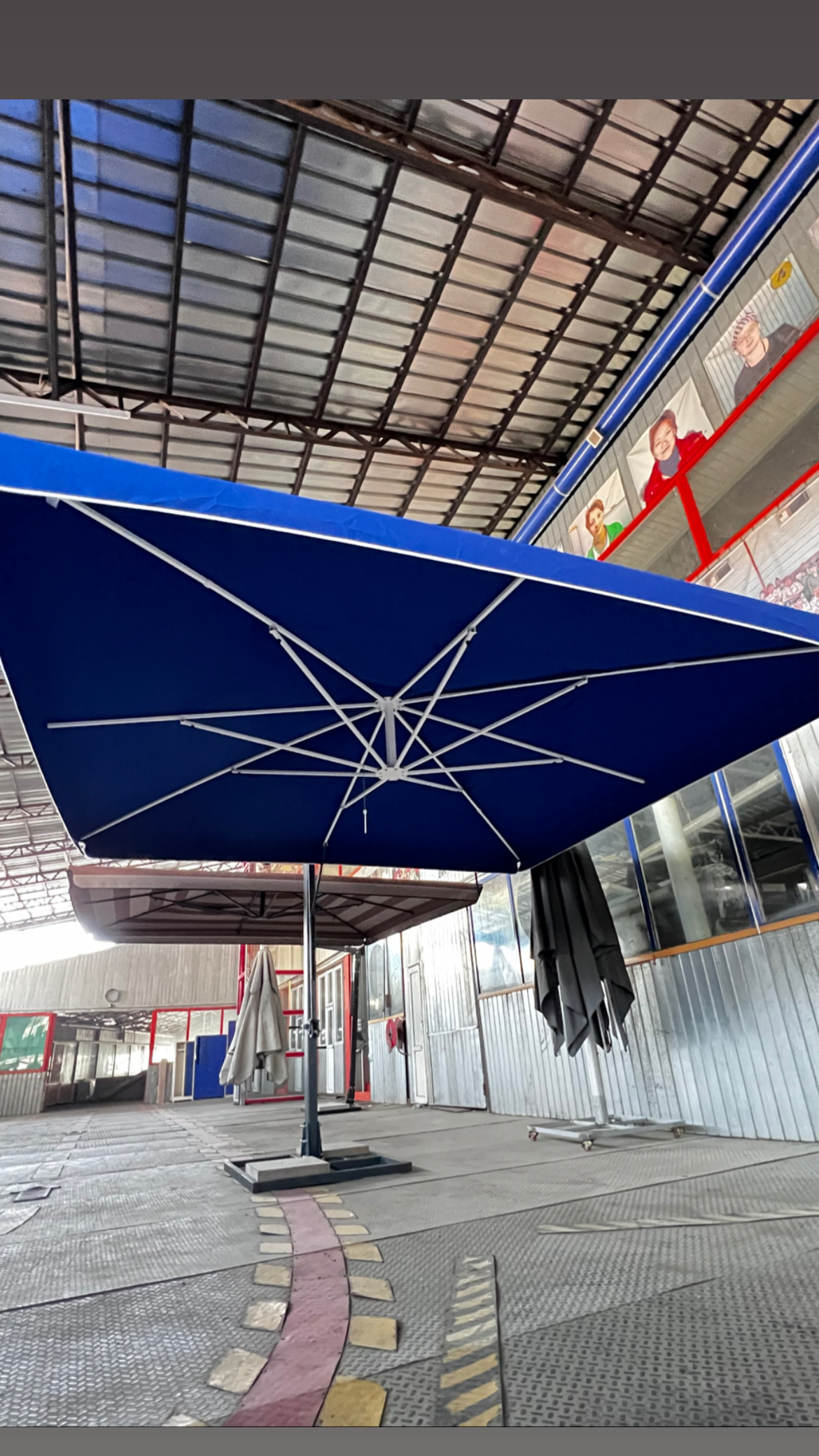 Уличные зонты для террасы и веранды в Алматы